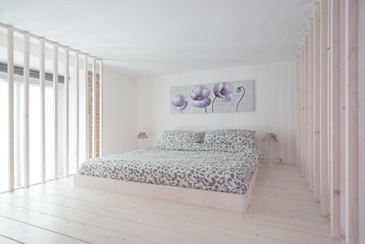 New Loft In The Heart Of Bologna Apartment ภายนอก รูปภาพ